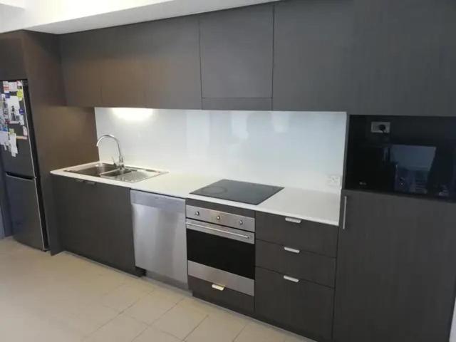 Private Bedroom & Bathroom In Shared Inner Brisbane Apartment Exterior foto